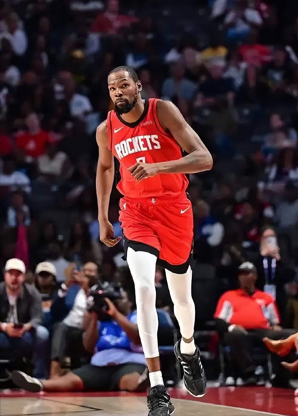 了空间拉伸 了空间拉伸