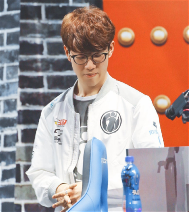 少而精的致 少而精的致